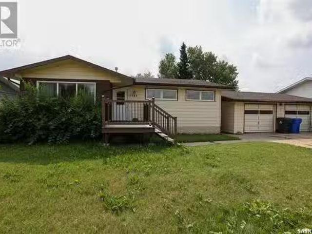 1544 Frohlick Street, Holdfast, SK, S0G 2H0 house for sale.