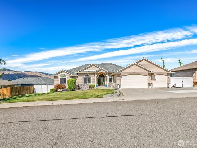 1544 Harrington Lane