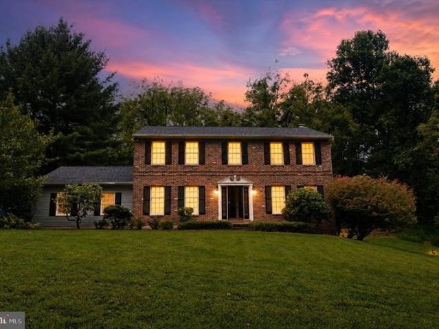 1544 Stouff Rd, Downingtown, PA 19335