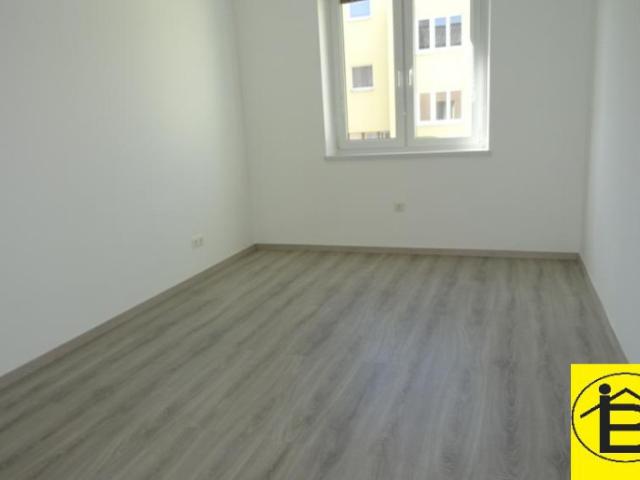 15459 preisreduktion, neuwertig, loggia mit seeblick!