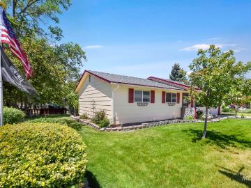 1545 N 14th E