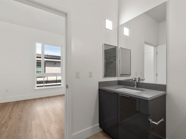 1545 32nd St, Unit 314, Oakland, CA 94608 | MLS #41128