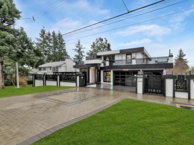15460 Semiahmoo Avenue, White Rock, BC, V4B 1T8 house for sale | Listing ID R3114 | Royal LePage
