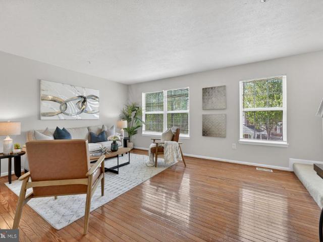 1546 Deep Gorge Court