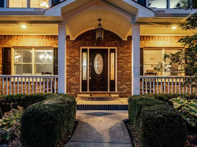 1546 E Osprey Dr, Greenfield, IN