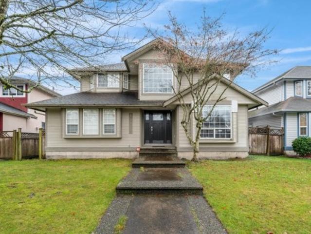 15476 Th Avenue, Surrey, BC, V3R 0X1 house for sale | Listing ID R3168 | Royal LePage