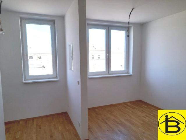 15478 Großzügige Wohnung im guter Wohnlage!