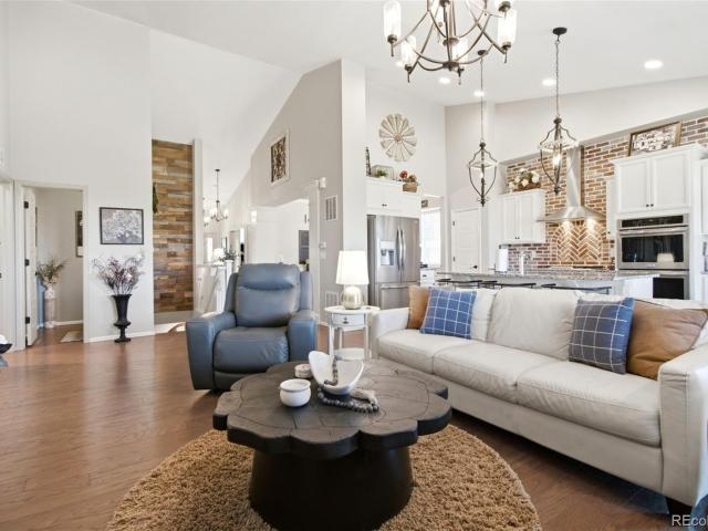 1548 Mcmurdo Trail