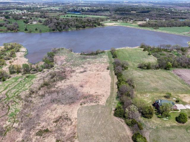 1548 N 800 Rd, Baldwin City, KS 66006 | MLS #165451