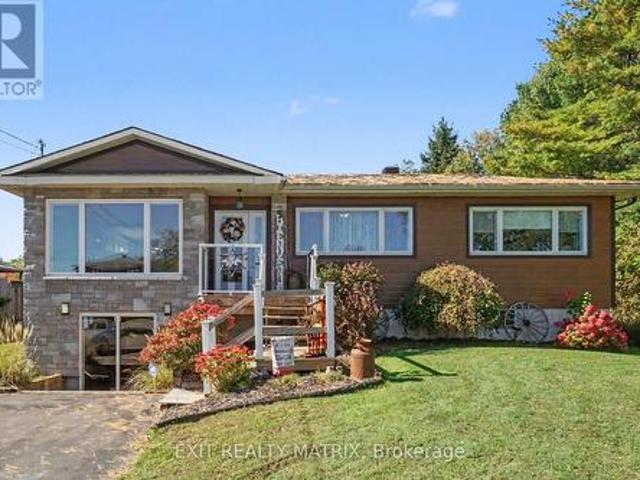 1548 Landry Road, Clarence Rockland, ON, K0A 1N0 house for sale | Listing ID X13881 | Royal LePage
