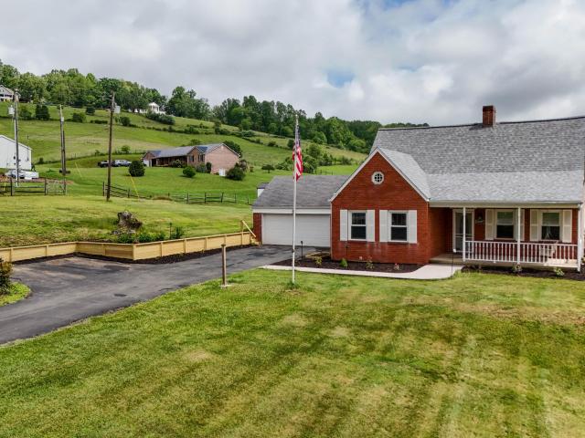 15497 Porterfield Highway