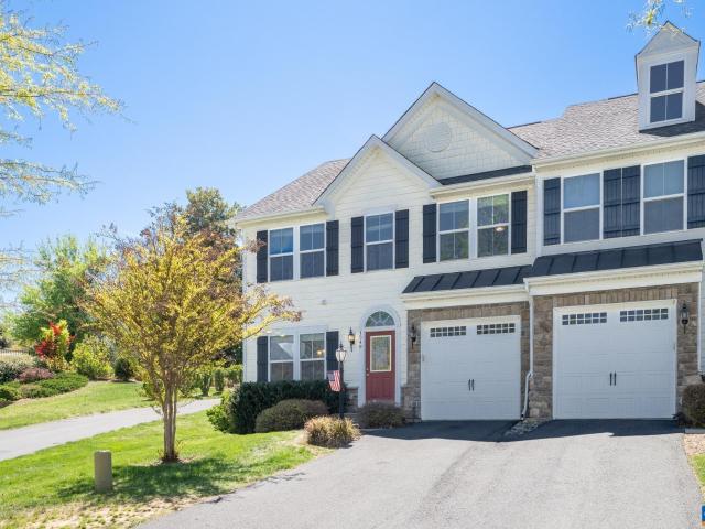 1549 Sawgrass Ct, Charlottesville, VA 22901 | MLS #675848