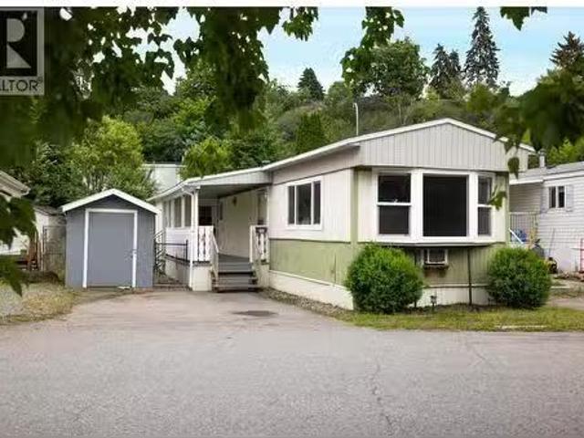 15401 Kalamalka Road Road Unit# 217, Coldstream, BC, V1B 1Z3.