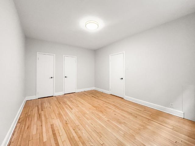 1540 Av. Summerhill #111