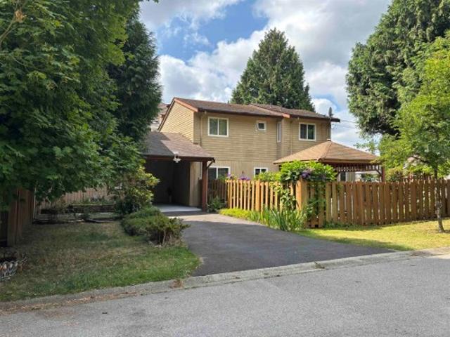 1540 A Avenue, Surrey, BC, V3R 7H2 house for sale | Listing ID R3149 | Royal LePage