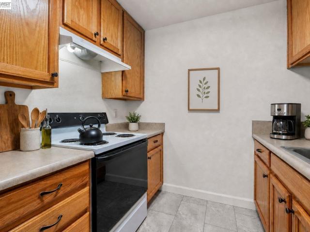 1540 Center Rd 381