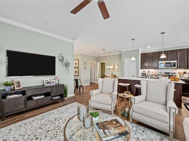 1540 Eldwick Drive #302