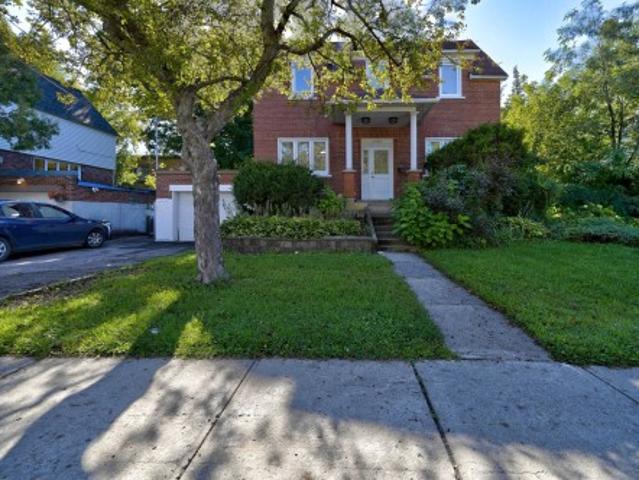 1540 Rue Decelles, Montréal Saint Laurent, QC, H4L 2E2 house for sale | Listing ID 10737 | Royal LePage