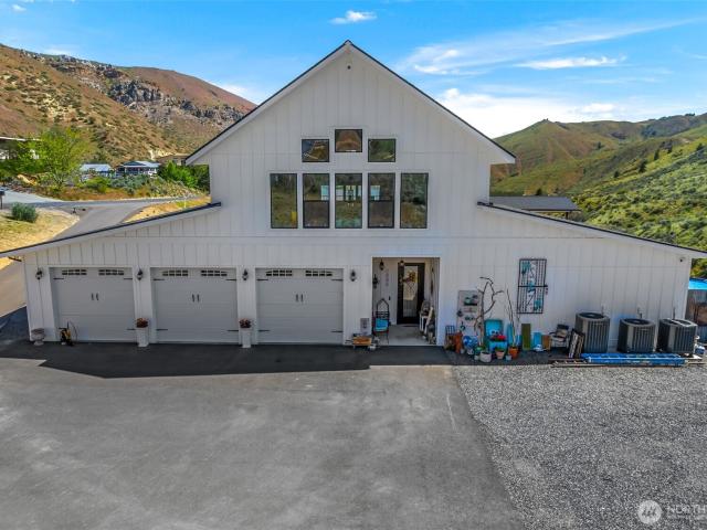 1541 Pitcher Canyon Road