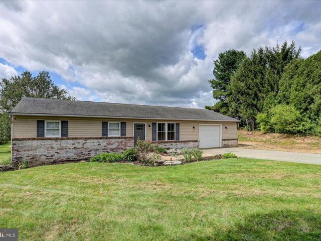 1541 Streamside Drive