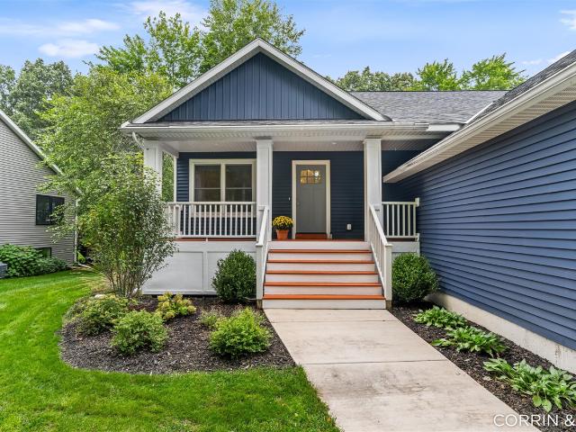 1541 W 32nd Street