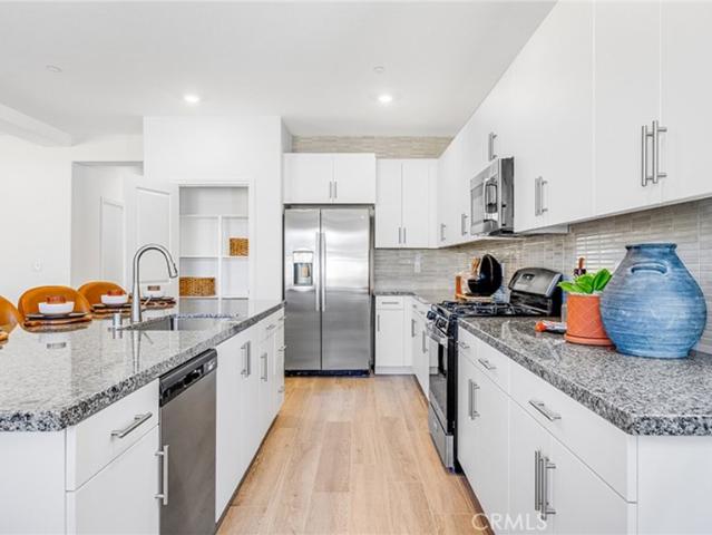 15425 Avenida De Soledad