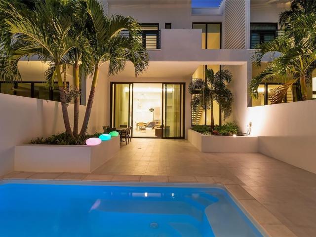 1542 4th street, 210, sarasota, fl