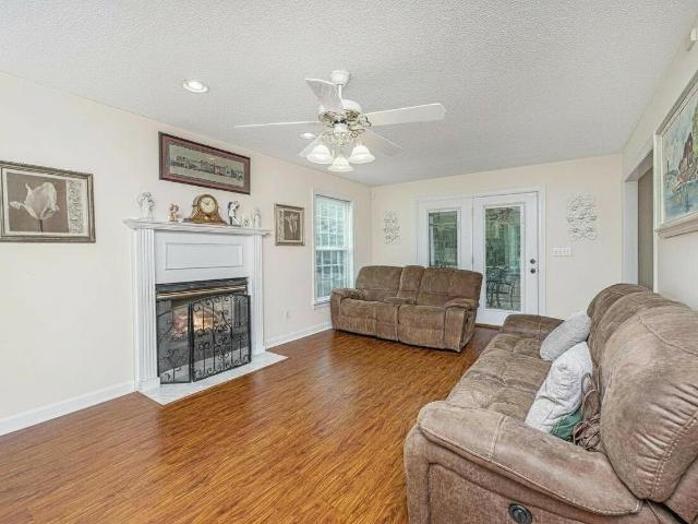 1543 Sterling Oaks Drive