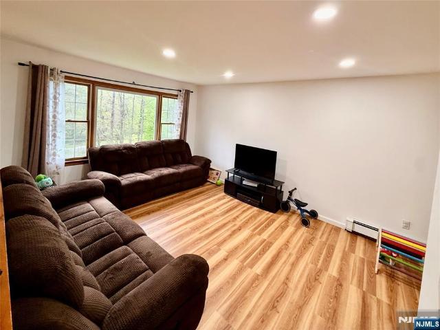154 Cork Hill