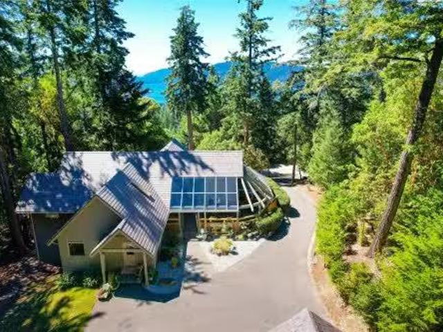 154 Cormorant Cres, Salt Spring, BC, V8K 1G8 house for sale.