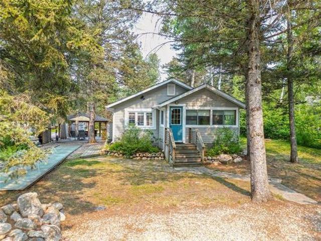 154 Crocus Street, Clear Lake, MB, R0J 1N0 house for sale | Listing ID 202620 | Royal LePage