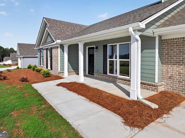 154 Airport Road 13