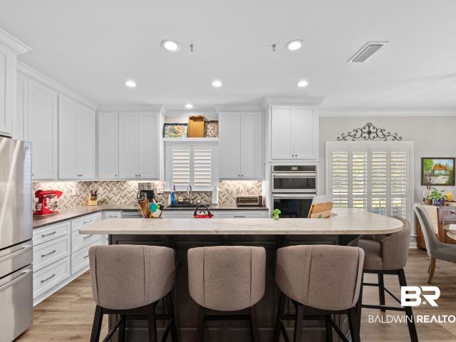 154 Easton Cir