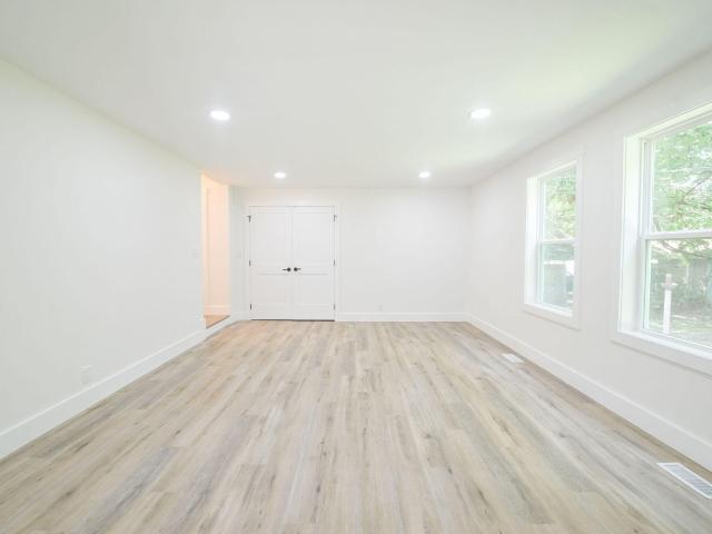 154 Iroquois Drive