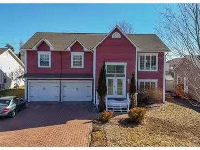 154 Jeremy St, Fredericton, NB, E3A 5V6 house for sale List.
