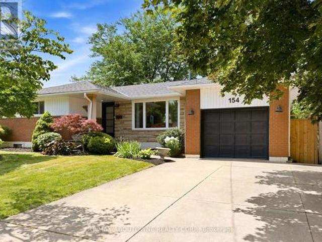 154 Lakeside Drive, Grimsby, ON, L3M 2L5 house for sale | Listing ID X13612 | Royal LePage