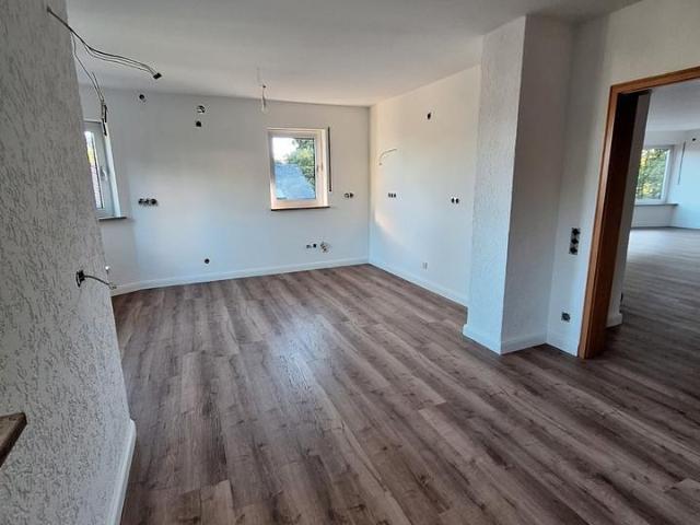 154 m² Erstbezug nach Sanierung | 4 Zimmer | 2 Balkone | Terrasse