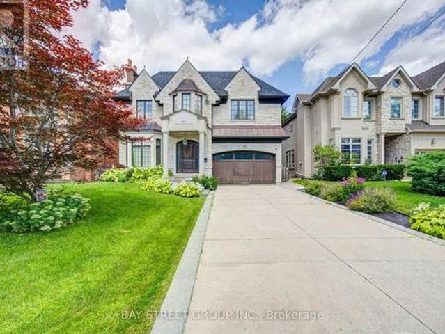 154 Munro Boulevard, Toronto, ON, M2P 1C8 house for lease | Listing ID C13696 | Royal LePage