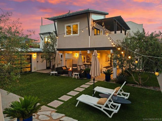 154 Phoebe St