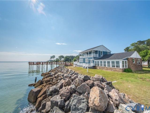 154 Riverside Drive, Deltaville, VA