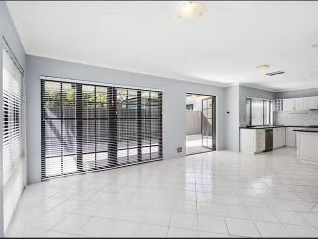 154A Reynolds Road, Mount Pleasant, WA 6153