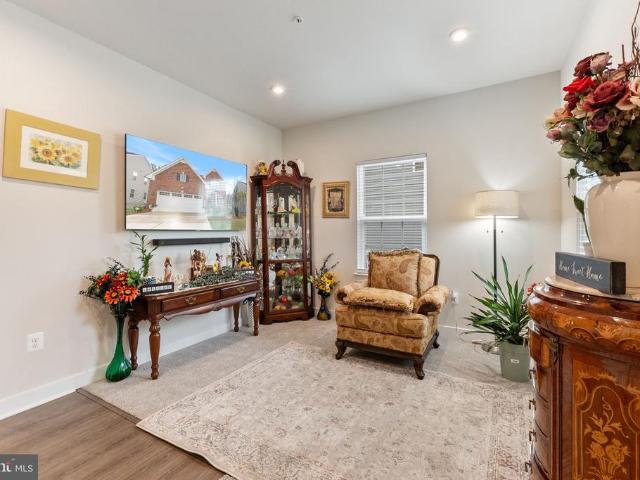 15542 Twin River Circle