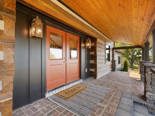 1554 Latimer Ln