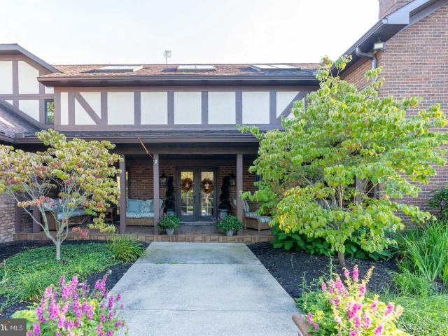 1554 W 7Th Street