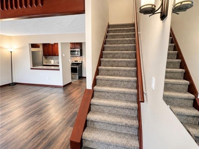 1555 Cedarwood Drive E