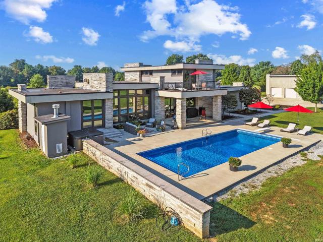 1555 Sieboldt Quarry Road