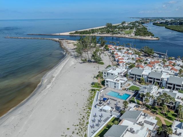 1555 Tarpon Center Drive, 247, Venice, US, FL