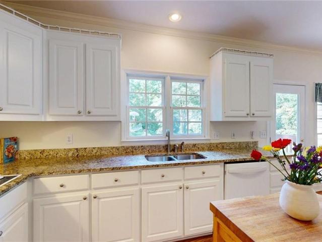 1555 Timberline Trace