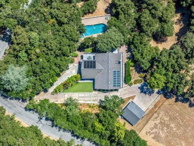 15565 Armsby Lane