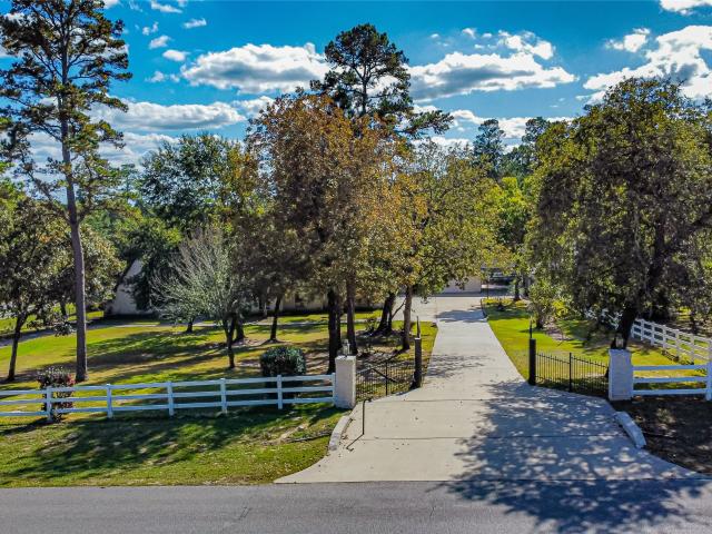 15569 Crown Oaks Drive